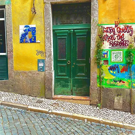 ゲストハウス In - 4lisbon Downtown Private Bedroom View *